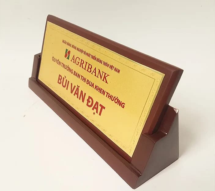 Bảng chức danh 